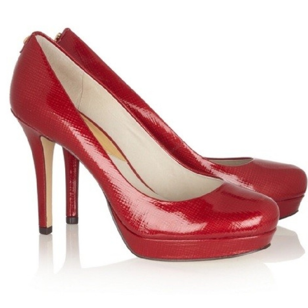 MICHAEL Michael Kors Pump